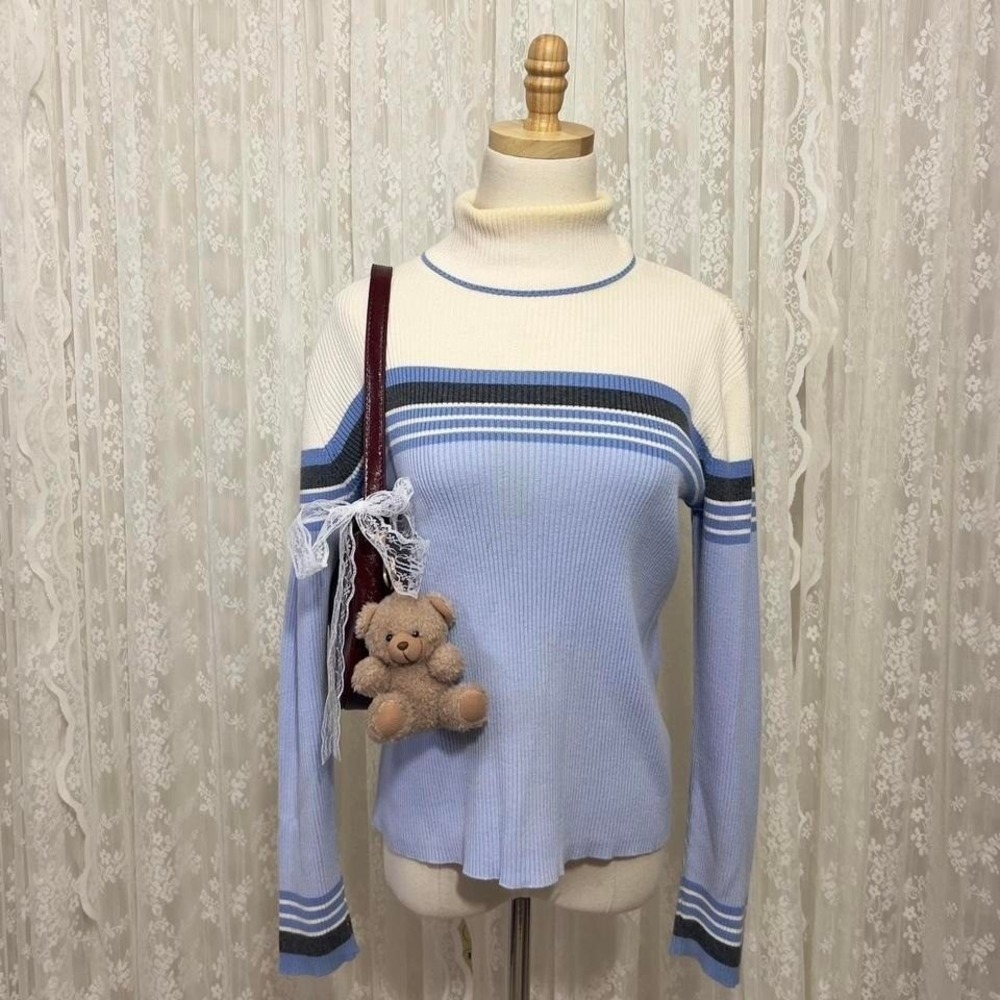 Vintage Y2K Cream & Blue Striped Turtleneck Knit Sweater Size Medium Retro